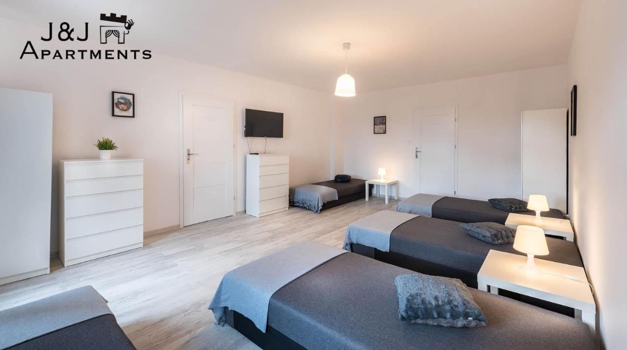 J&J Apartments Lazienna 30 - 12 ทอรูน ภายนอก รูปภาพ