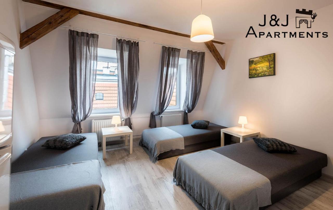 J&J Apartments Lazienna 30 - 12 ทอรูน ภายนอก รูปภาพ