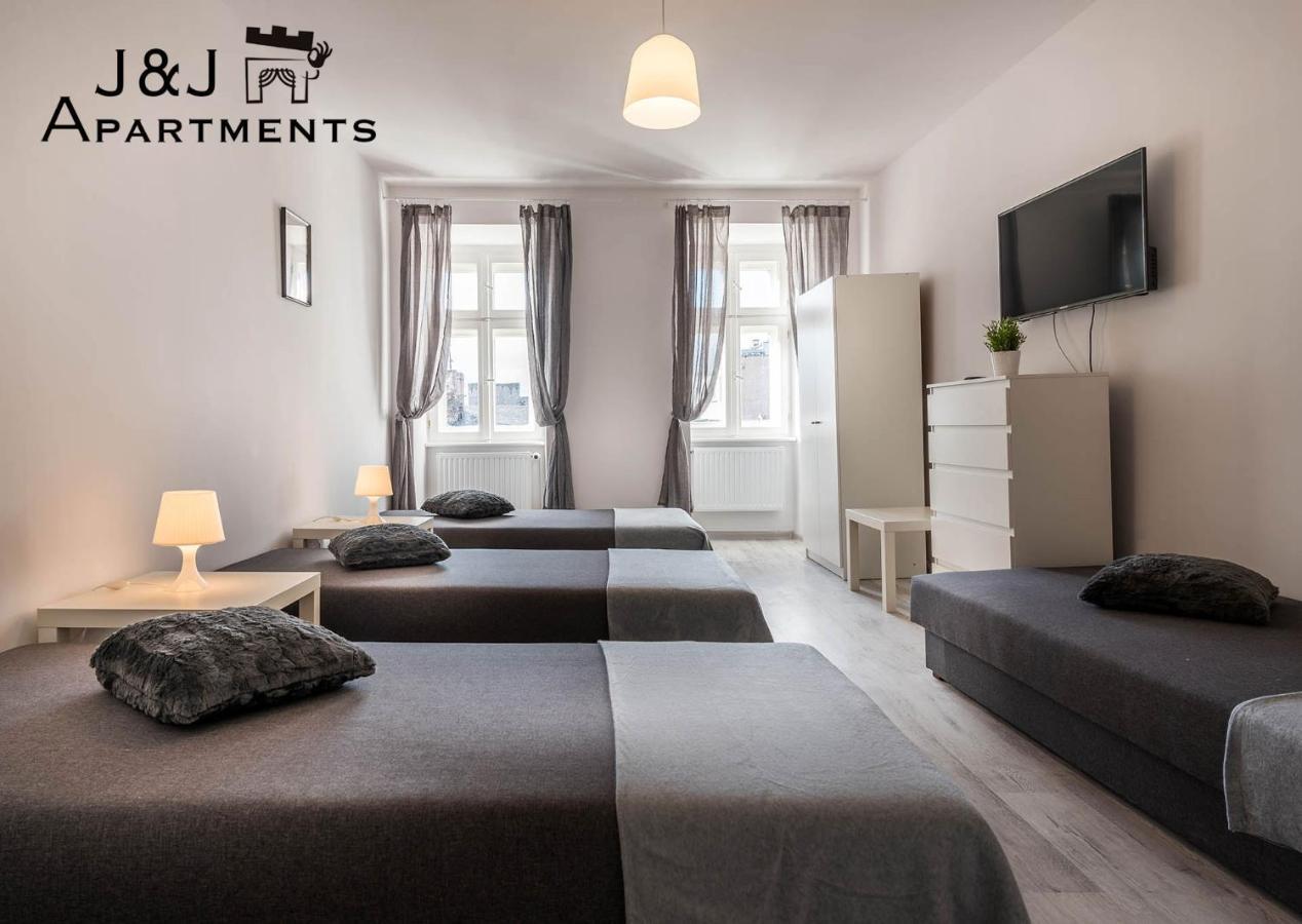 J&J Apartments Lazienna 30 - 12 ทอรูน ภายนอก รูปภาพ