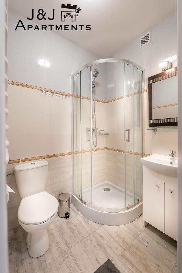 J&J Apartments Lazienna 30 - 12 ทอรูน ภายนอก รูปภาพ